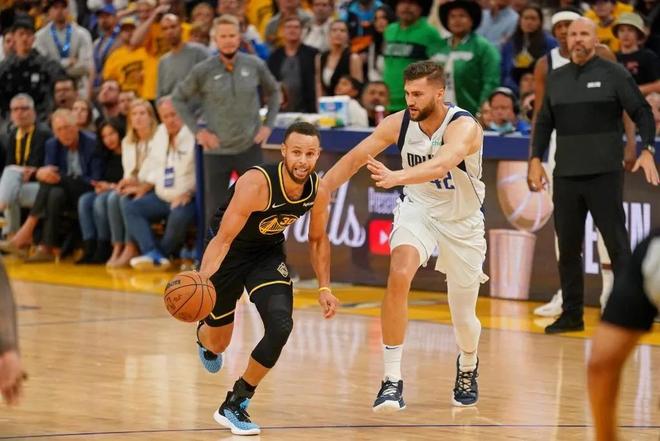 球队损失了 球队损失了