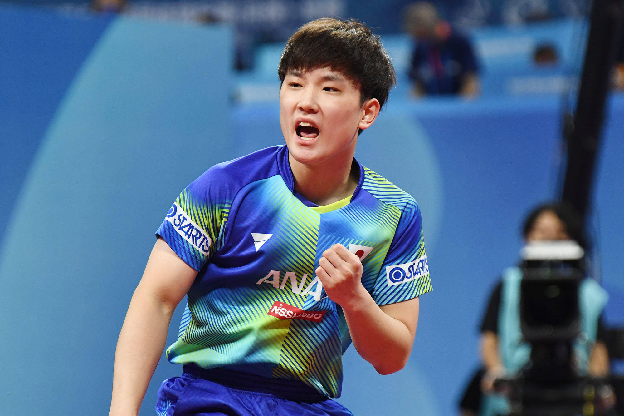 日慈善足球 日慈善足球