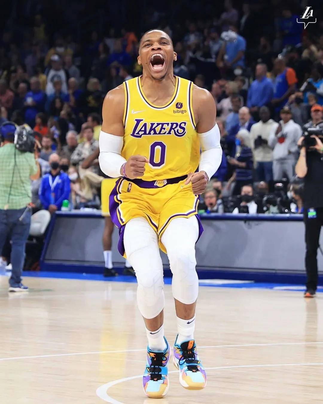 竞技状态的 竞技状态的