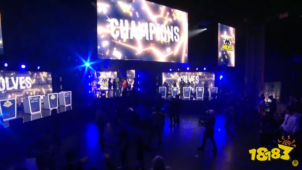 任何比赛的 任何比赛的