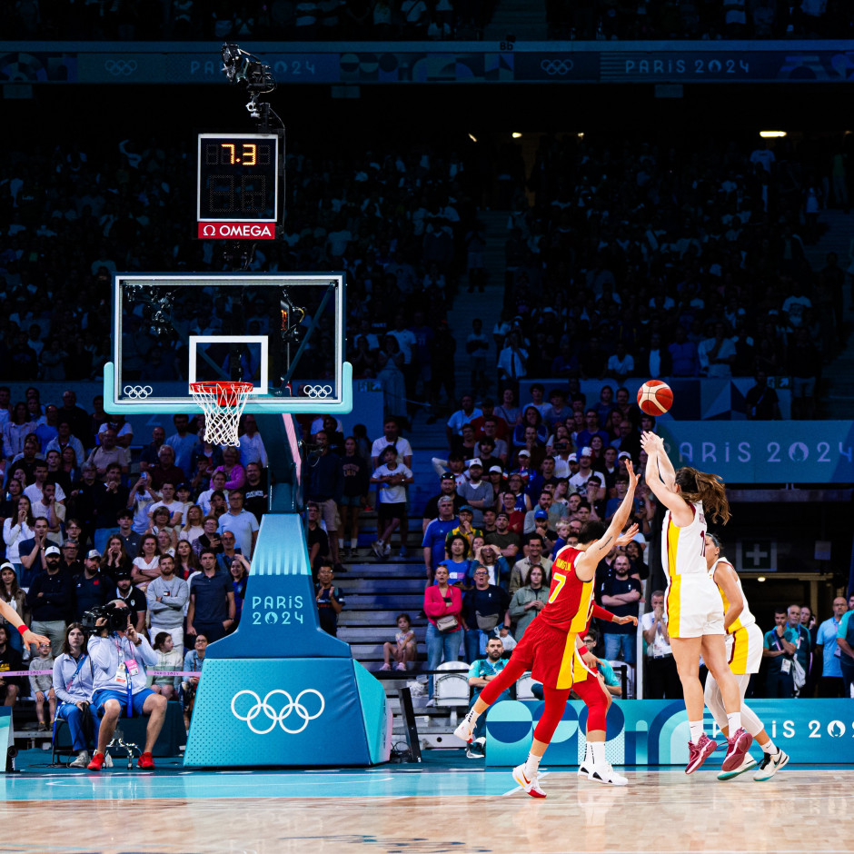 一名能内收 一名能内收